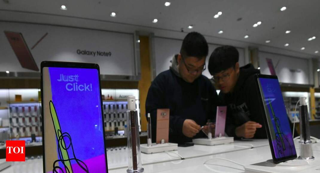 Overuse of gadgets can ruin kids’ mental health - Times of India
