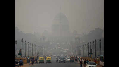 Delhi: Little change in pollution despite SC push, 310 arrests for bursting crackers