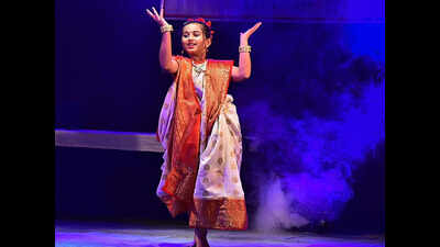 Bengali dance-drama 'Agni Konya' casts a fiery spell | Nagpur News ...