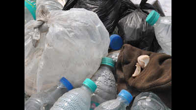 Plastic kits replace bottles as debris in waterbodies