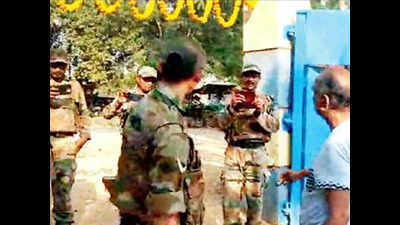 Sparks fly in Cantonment after jawans enter house