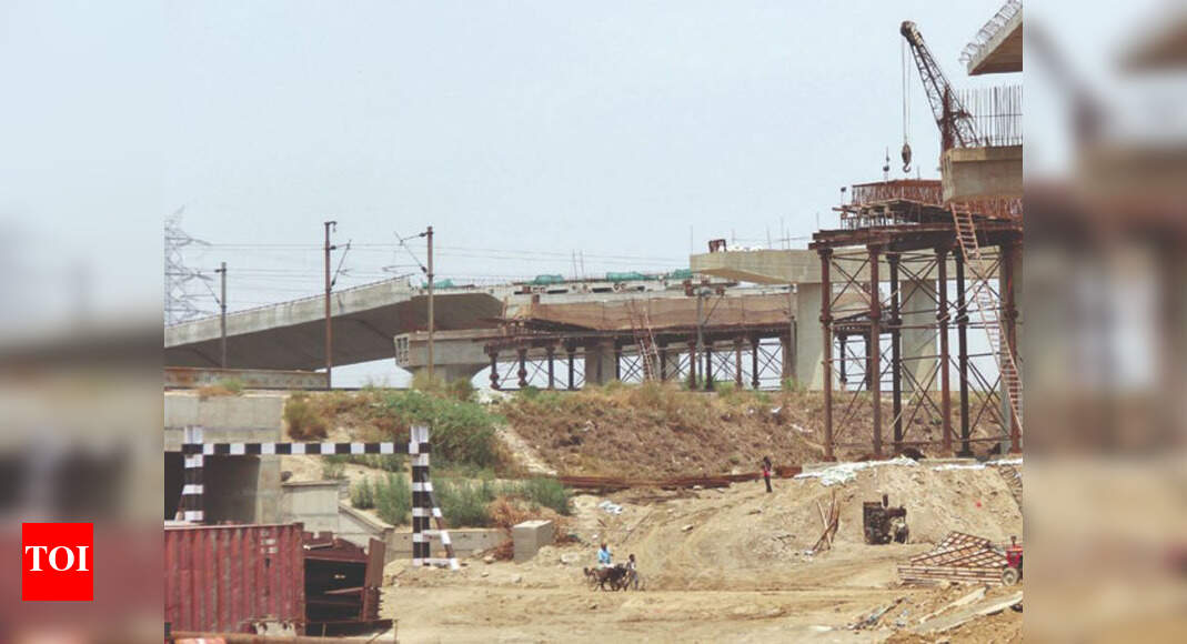 Construction Ban Eye on AQI breaching 400 mark, construction ban