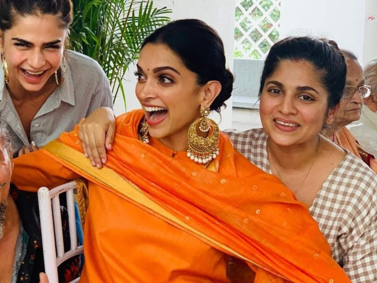 Anushka Sharma's latest outfit proves that brocade is not just for saris