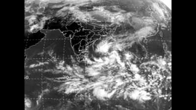 Cyclone Gaja heads towards Tamil Nadu, may not hit Andhra Pradesh