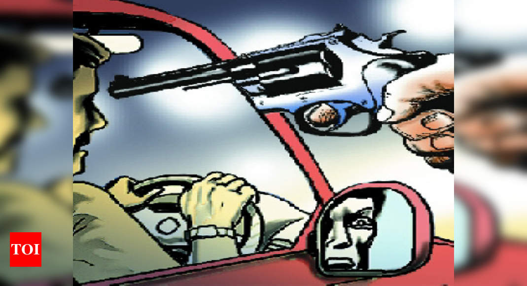Three 'customers' carjack Ola driver at gunpoint | Ludhiana News - Times of  India