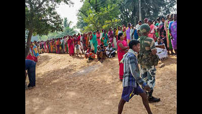 Voters cross red line in Bastar, 66% turn up at polling booths
