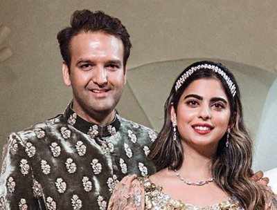 This Is What You Need To Know About Isha Ambani’s Wedding Invite ...