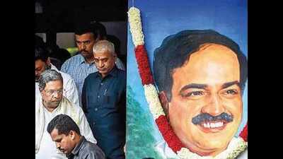 Ananth Kumar laid to rest in Bengaluru