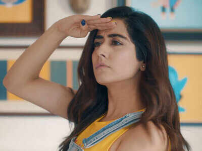 Jonita Gandhi’s song 'Taajub Hai' is all about fun and talking to the heart