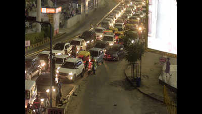 Traffic danda rakes in moolah for Gujarat cops!