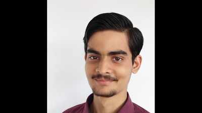 Royal Astronomical Society elects DPS boy for fellowship
