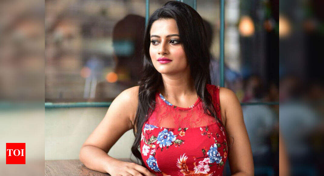 Ushasi Ray’s latest photo will give you major travel goals; Take a look ...