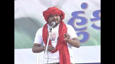 UP has govt of babas, yet BJP could not build Ram Temple, says Hardik Patel