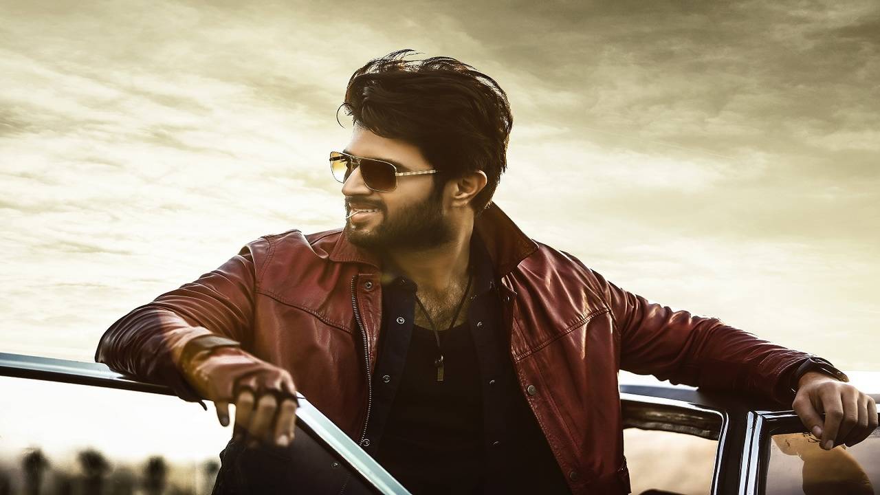 'Taxiwala': The Vijay Devarakonda starrer touched break-even point on its  first day | Telugu Movie News - Times of India
