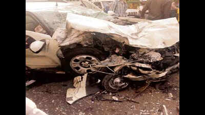 Truck mows down 15-year-old, 3 others killed | Jaipur News - Times of India