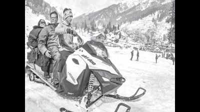 Manali hills ready for winter sports