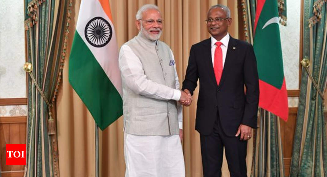 नरेंद्र मोदी, मालदीव, मालदीव दौरा, भारत आणि मालदीव, PM Narendra Modi, Modi in Maldiv, Modis first overseas visit, India and Maldiv, Modincha pahila pardesh daura
