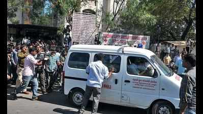 Ahmedabad registers two accidents per hour and Gujarat 18: EMRI 108