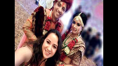 Big fat Indian shaadi lures foreign tourists