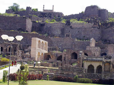 400 years ago at Golconda fort, experts ‘decoded’ weights | Hyderabad ...