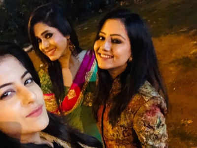 Actress Manali Manisha Dey has a blast with BFFs Alivia Sarkar and Sanchari Mondal