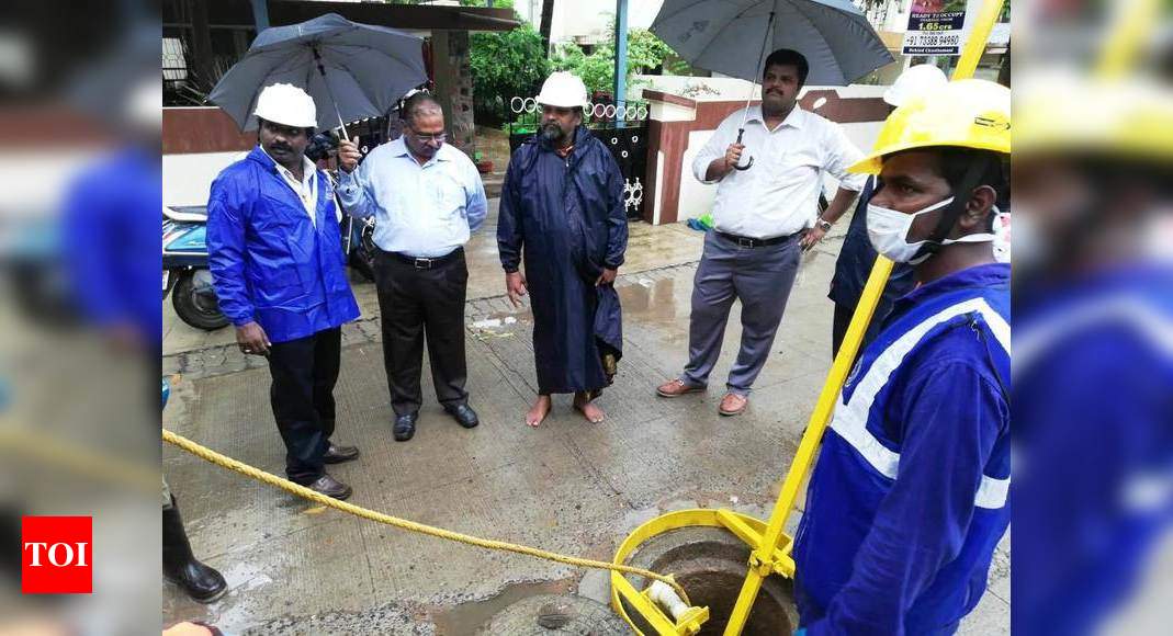 Equipment developed by Chennai Metrowater to clean clogged sewage lines ...