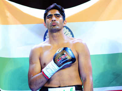 Vijender Singh signs up with Bob Arum, set for US debut next year