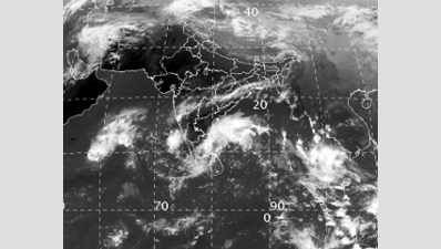Chennai receives scattered rain as low pressure approaches TN coast