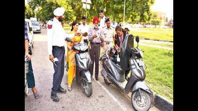 No challans, 50 give suggestions on helmet for women