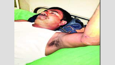 Brother saves farmer from leopard attack in Sinnar