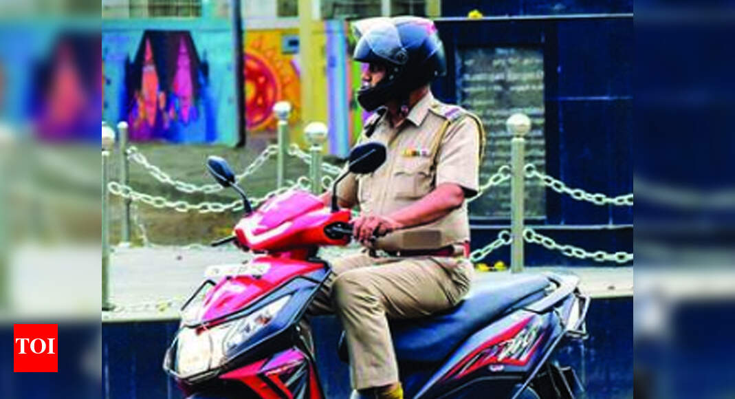 Cops spend from own pocket for duty | Madurai News - The Times of India