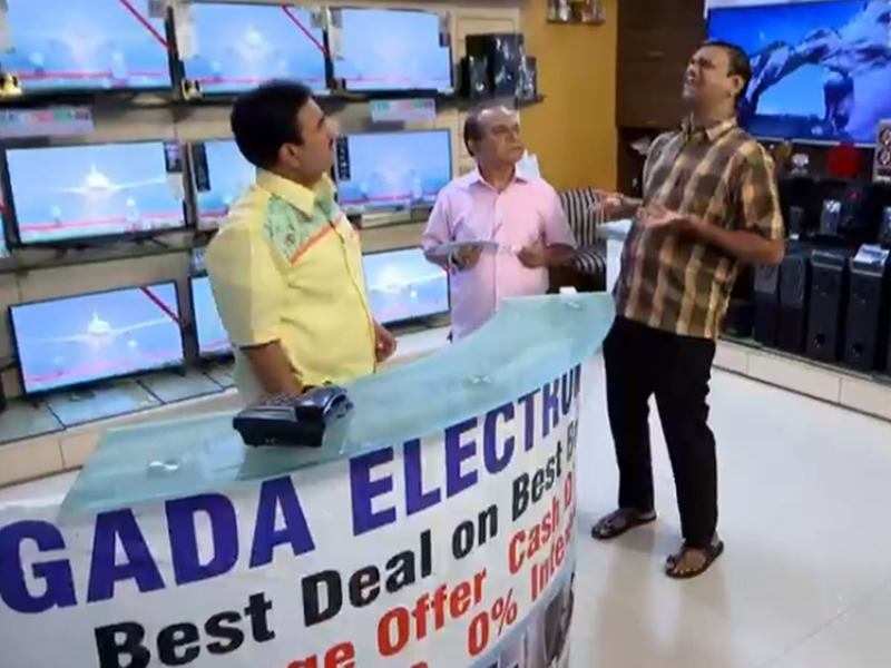 Taarak Mehta Ka Ooltah Chashmah written update, November 20, 2018: Jethalal is thinking of selling Gada electronics - Times of India