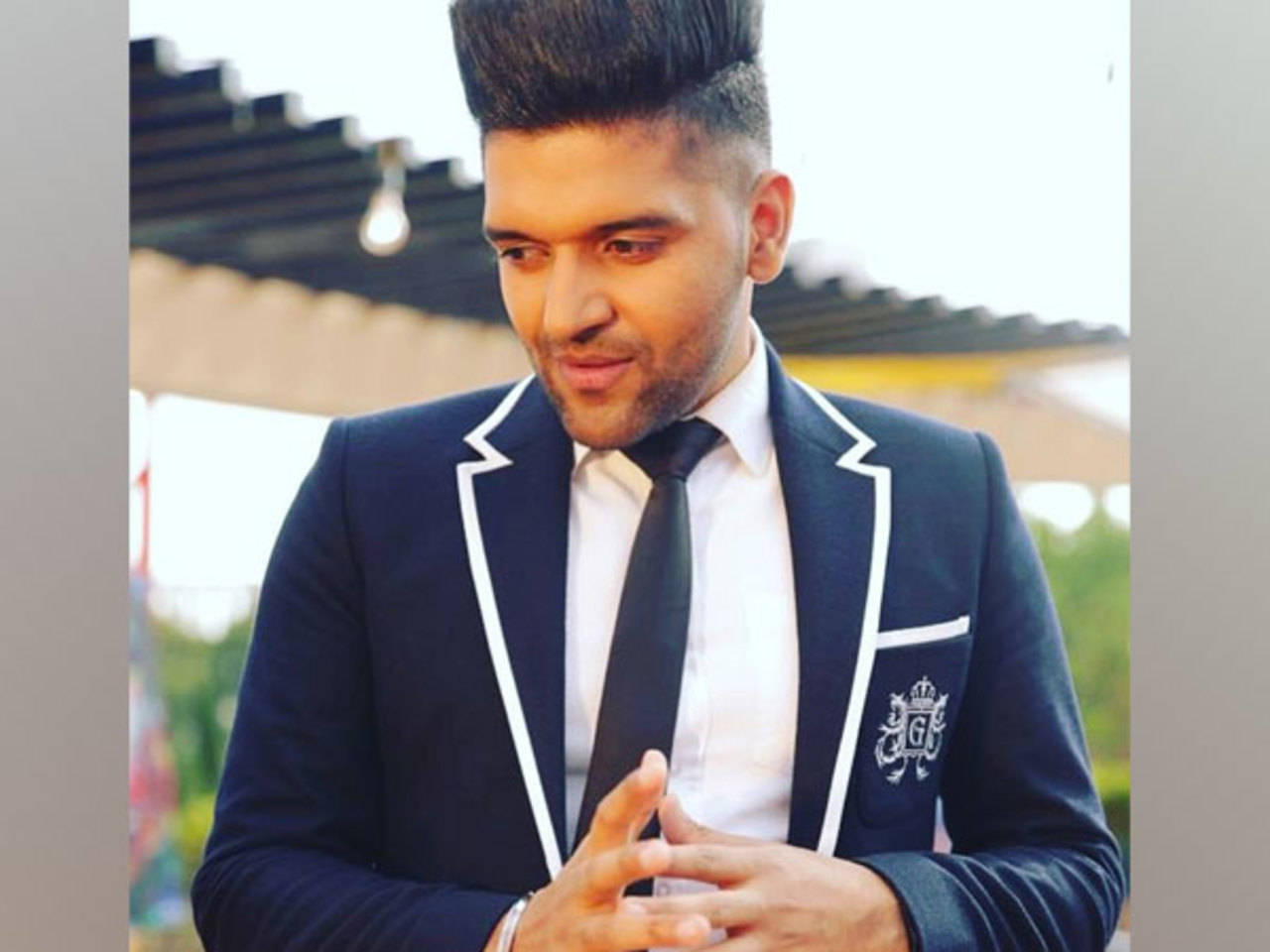 Guru Randhawa Hairstyle & Haircut (MUST WATCH) | hair cut style of boys |  Real-Time YouTube Video View Count | SocialCounts.org