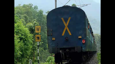 Train to Assam goes without engine for 2km in West Bengal