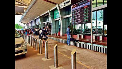 AAI officials blame airlines for info update errors on display screens
