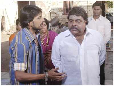 Actor Sudeep breaks his silence and pens an emotional letter to late actor Ambareesh