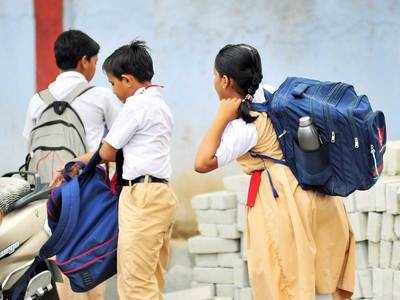 Centre fixes weight of school bags based on class
