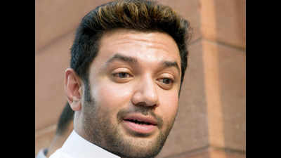 Stop rowing in two boats: Chirag Paswan