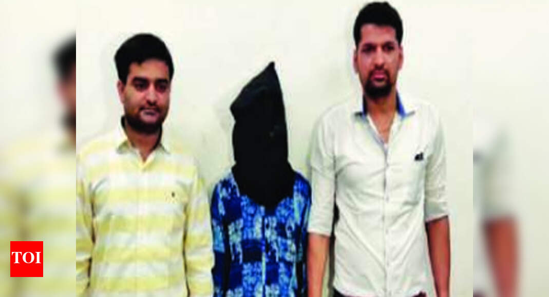 Certificate held for Rs 1 Lakh, man steals Rs 15 Lakh | Surat News ...