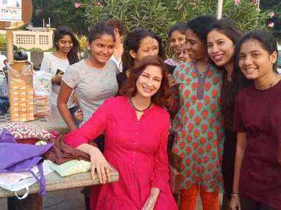 Saumya Tandon gifts the outfits that she wore on ‘Bhabiji Ghar Par Hai!’
