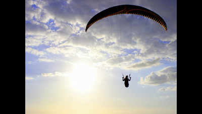 Kalimpong paragliding firms must register