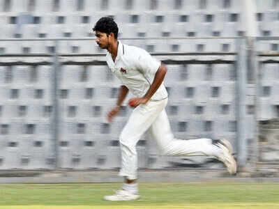 Ranji Trophy: Gujarat 232/8 in reply to Mumbai's 297