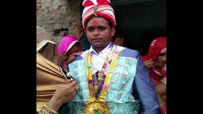 Congress declares Kasganj dalit groom a role model