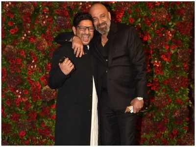 Munna Bhai and Circuit reunite at DeepVeer's wedding reception