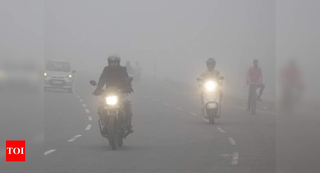 Lucknow records coldest day with temperature at 9 degree | Lucknow News ...