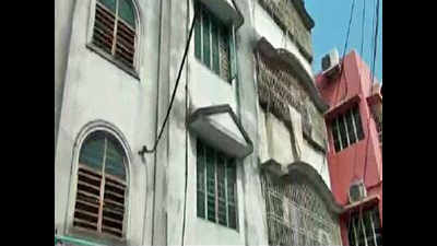 56-year-old trader found dead in Barrackpore flat