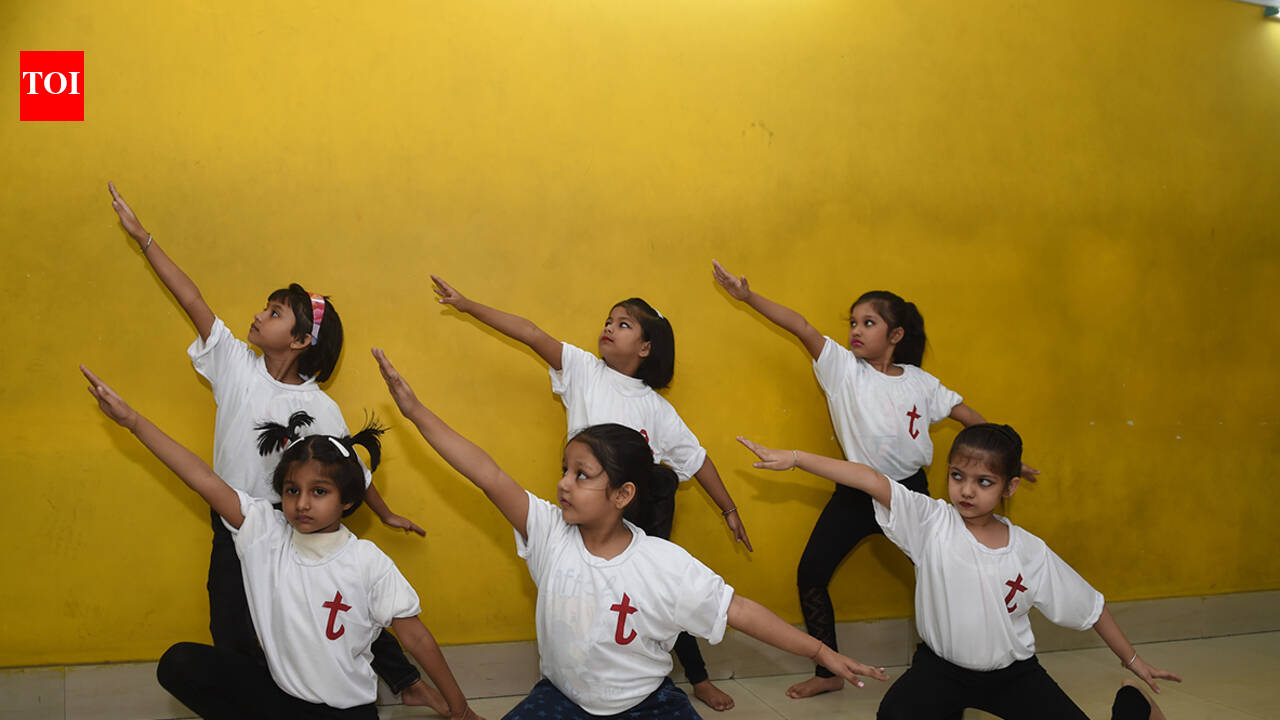 What is Kolkata Dancing To?
