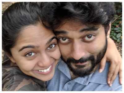 Mrunmayee Deshpande shares an adorable picture with Swapnil Rao on the ...