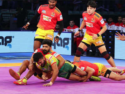 PKL 8: Patna Pirates thrash Gujarat Giants by 20 points 