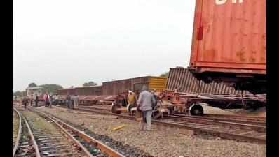 10 wagons of goods train derail near Abu Road station